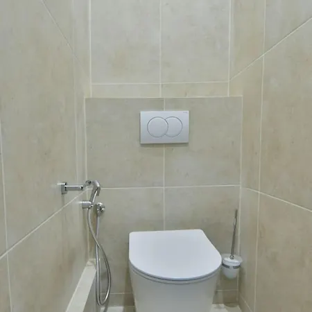 Eiffel Tower View 1br Newly Renovated And Bright * باريس